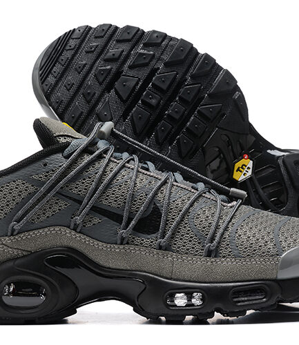 Air Max Plus Utility Grey